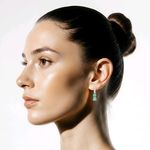 золотые серьги с драгоценными камнями 17097512